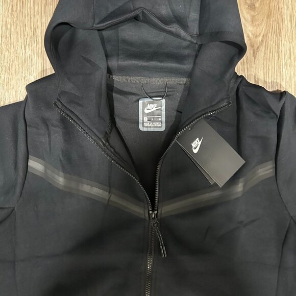 nike tech Medium black Tech - Picture 3 of 3